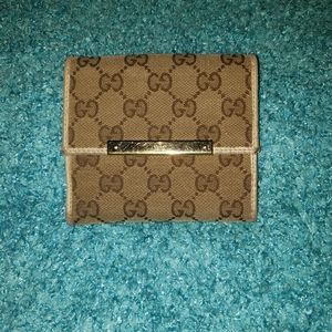 Authentic Gucci wallet